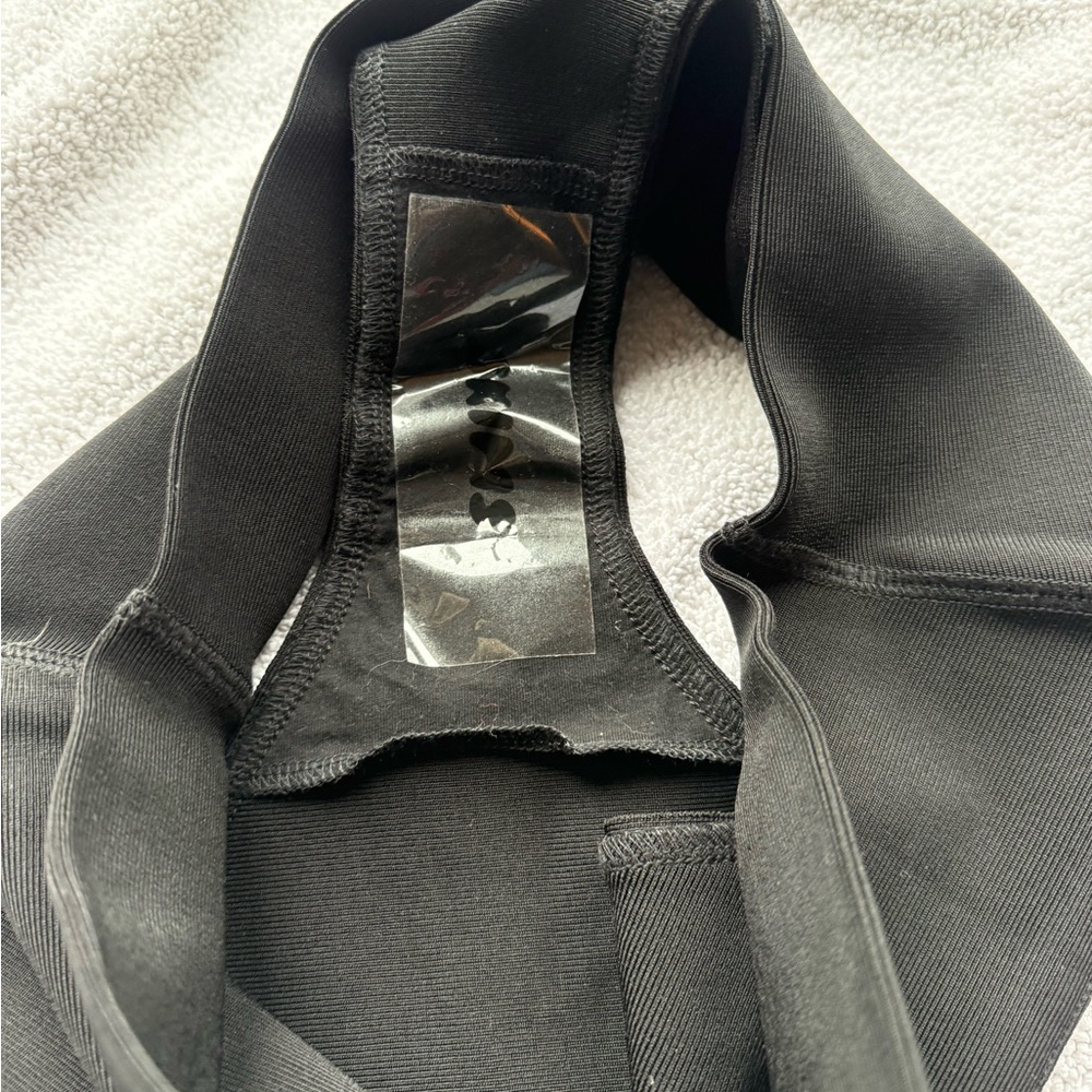 Black Seamless Crop Tank & High Waist Brief Set - Picture 3 of 7